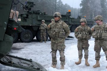 НАТО начинает готовить плацдарм у российских границ