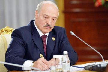 Лукашенко гребёт на Запад граблями Януковича
