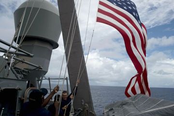 Китай не позволит США устраивать беспорядки в Южно-Китайском море