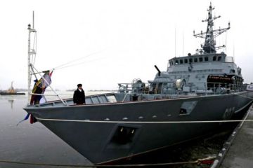 Балтийский флот просит поддержки