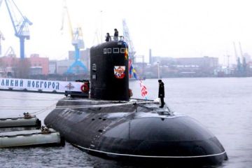 Новейший британский эсминец боится «Варшавянку»