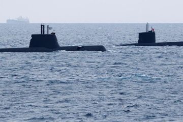 Подводные лодки и корабли закрыли звуковым барьером