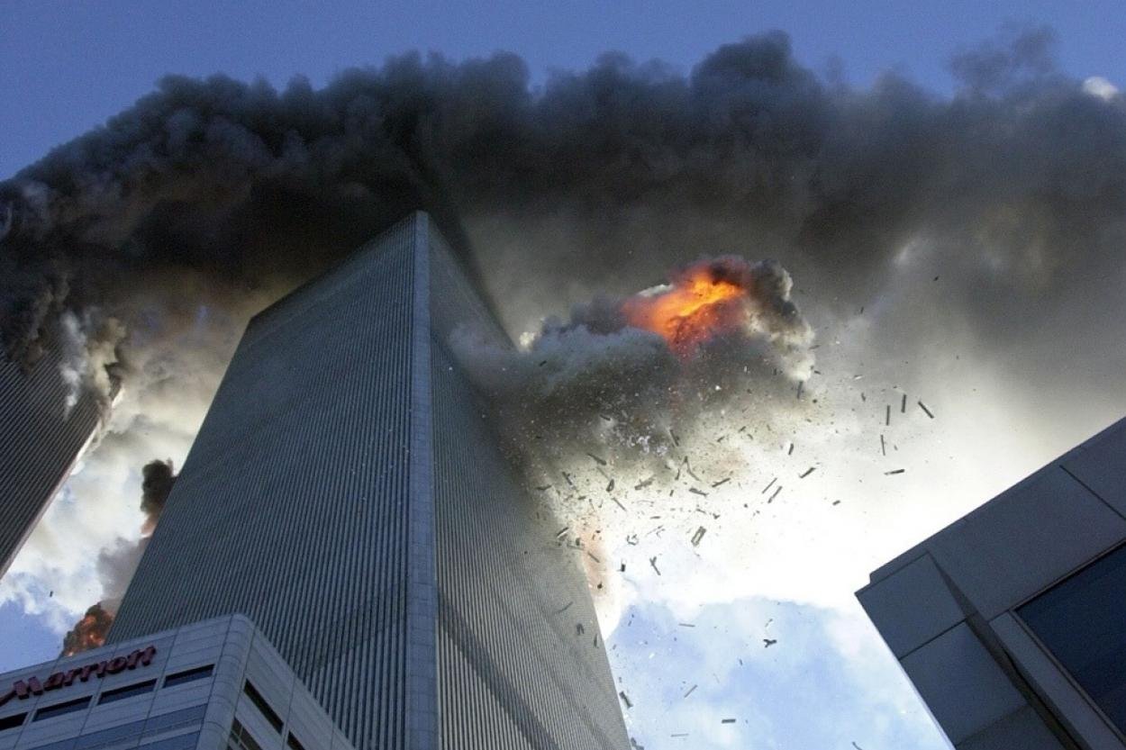 11 сентября фото падающих