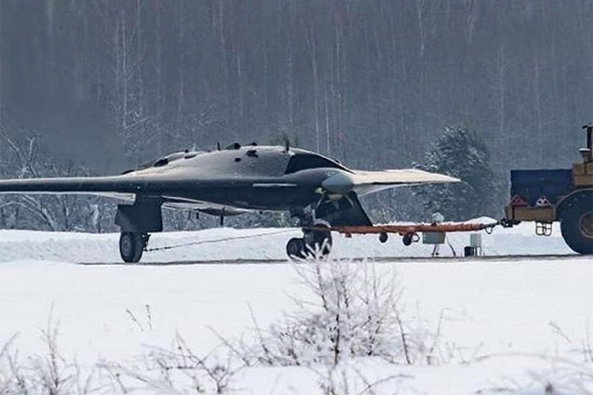 Российский ударный дрон с-70 