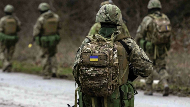 Армия в сотни тысяч голов готова выступить на Киев. И это – не русские
