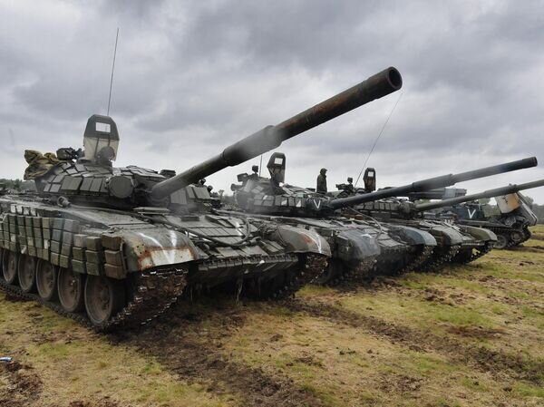 "Русские взломали код": военный эксперт из США назвал лучший танк в мире. Прогноз западной элиты оказался полностью ошибочным