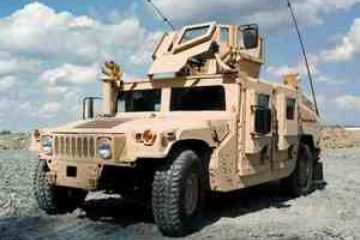 Армейский вездеход HMMWV (Hummer)