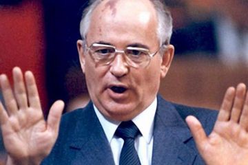 Горбачев обязан ответить за гибель СССР