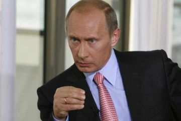 Путин приступил к открытому построению Российской Империи