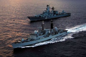 Главком ВМФ РФ: Черноморский флот должен стать океанским