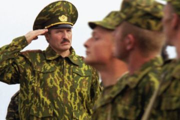 Белорусское войско скатывается в каменный век