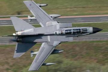 Боевой реактивный самолёт Panavia Tornado (Германия)