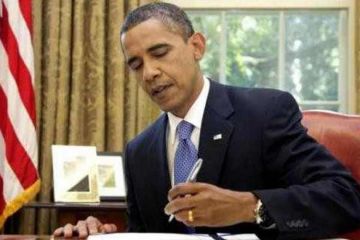 Обама подписал закон о повышении лимита госдолга