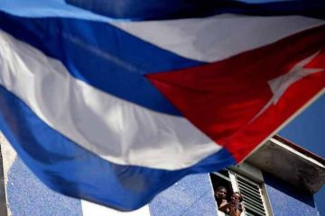 Россия простит Кубе 29 млрд долларов советского долга