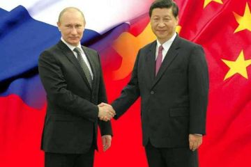 Китай призвал Россию совместно дать достойный ответ Западу