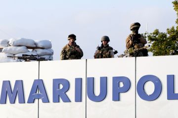 Под Мариуполем каратели продолжают укреплять оборону — создаются дополнительные мобильные блокпосты