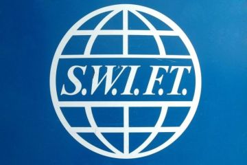 SWIFT против России: кто кого