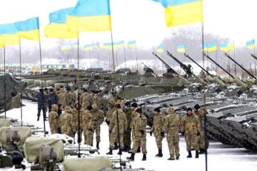 Киев решил приостановить отвод тяжелого вооружения из Донбасса