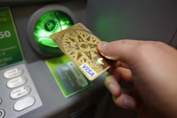 Китайцы начинают теснить Visa и MasterCard