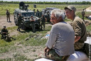Украине нечем кормить половину армии