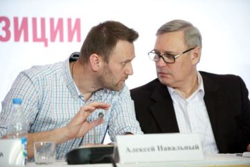 Дон Касьянов и гастарбайтер Навальный