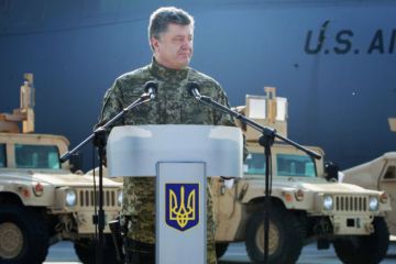 Порошенко заявил о &quot;рекордном&quot; числе российских военных на границе