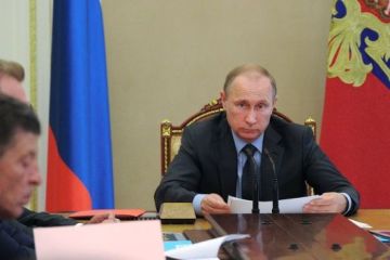 Путин запретил в России госзакупки у офшорных компаний