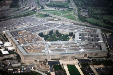 Ваша бомба дурно пахнет: как Пентагон тратит деньги на разработку бреда