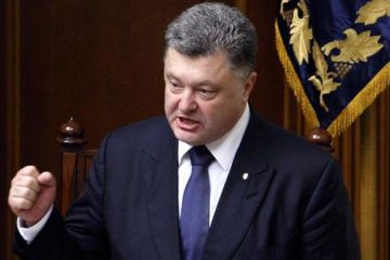 Порошенко требует от России заплатить за Крым