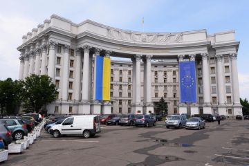 Российский МИД: представители ДНР и ЛНР легитимны, отказ Киева от прямого диалога — это тупик