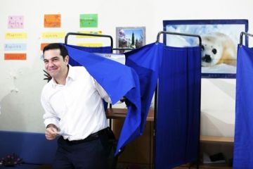 Греция останется под властью кредиторов