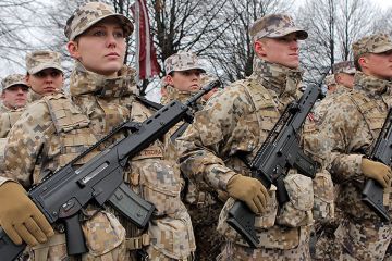 Армия Латвии станет обязательной