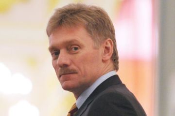 Песков: колебания курса российской валюты вызывают настороженность