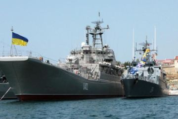 Моряки «незалежной» уходят в Крым