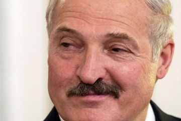 Президент Беларуси Лукашенко показал американской разведке средний палец