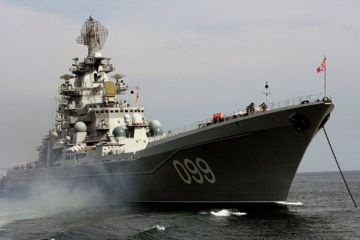 Америка до сих пор боится грозных российских ракетных крейсеров