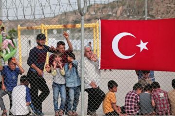 Эрдоган грозит ЕС миграционным потопом
