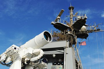 «Для ВМФ угрозы не несёт»: в России оценили испытанное в США лазерное оружие