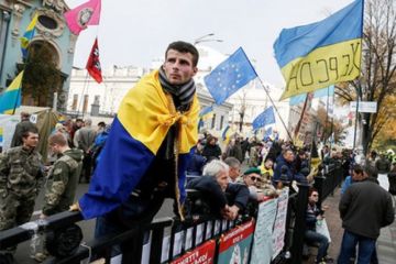 "Порошенковцы" и "михомайданщики" дружно похоронили украинское здравоохранение