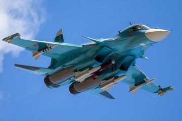 Российская армия получила партию истребителей-бомбардировщиков Су-34