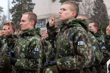 «Страну толкают к НАТО»: в Финляндии опубликовали секретные данные о слежке за российскими военными