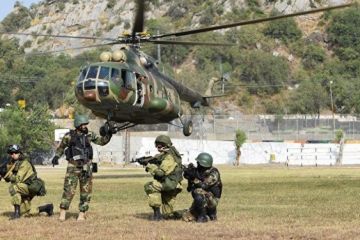 Прижали к стенке. Зачем Пакистану понадобилось русское оружие