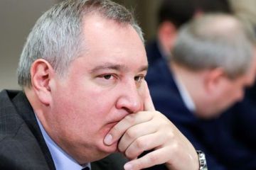 Рогозин просит США помочь России освоить Луну