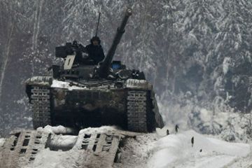 В ЛНР заявили о прибытии в Донбасс железнодорожных составов с танками ВСУ