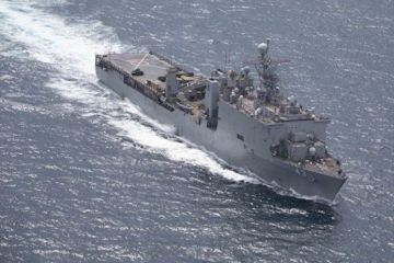 США направили военный корабль в сторону Сирии