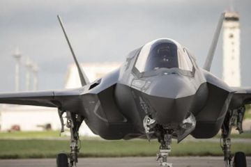 Китай посмеивается над новейшим истребителем США F-35