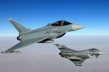 НАТОвские самолёты тренируются в небе над Эстонией
