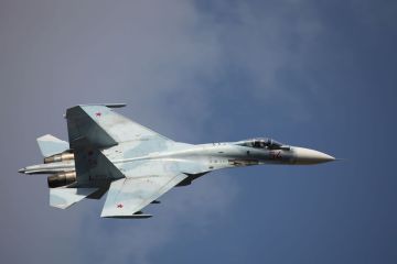 Российские Су-27 дважды сопроводили бомбардировщики США над Балтикой