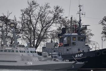НАТО пообещало защитить украинские суда в Керченском проливе