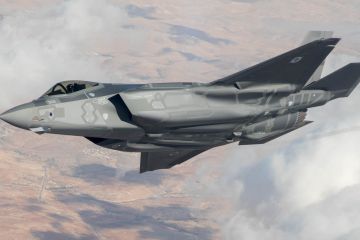 Израиль мог получить и взломать коды С-300 для защиты истребителей F-35